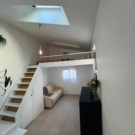 Casa vacanze Cyrille Besset Maisonnette Climatisée Proche De Toutes Commodités Nizza