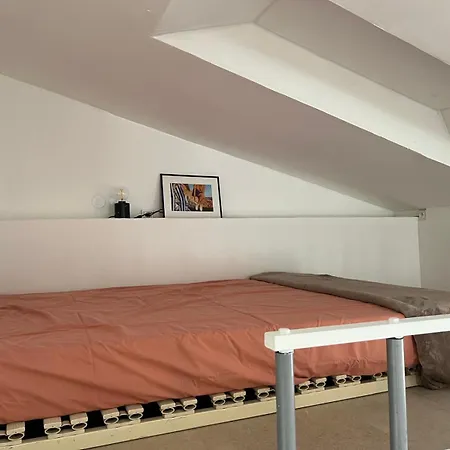 Cyrille Besset Maisonnette Climatisee Proche De Toutes Commodites Dom wakacyjny *